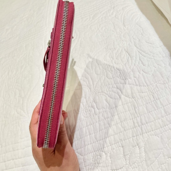 Authentic Balenciaga Lambskin long zippy wallet - Picture 8 of 16